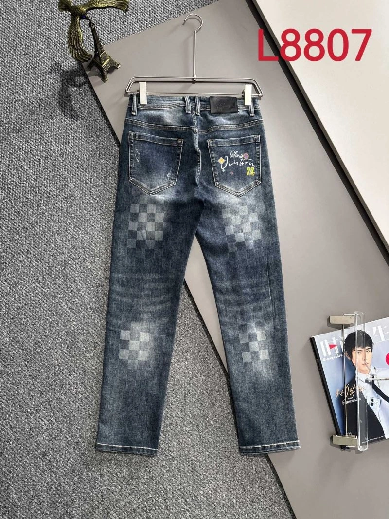 Effortless Louis Vuitton Jeans 138728