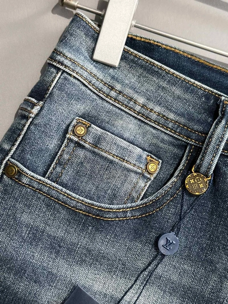 Effortless Louis Vuitton Jeans 138728