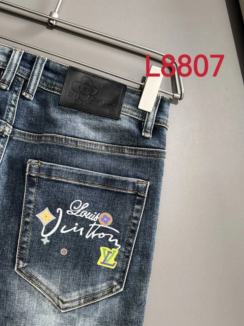 Effortless Louis Vuitton Jeans 138728