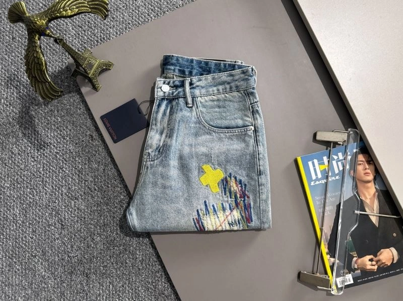 FashionForward Louis Vuitton Jeans 138727