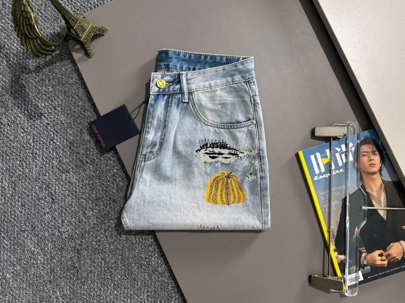 WellDesigned Louis Vuitton Jeans 138722
