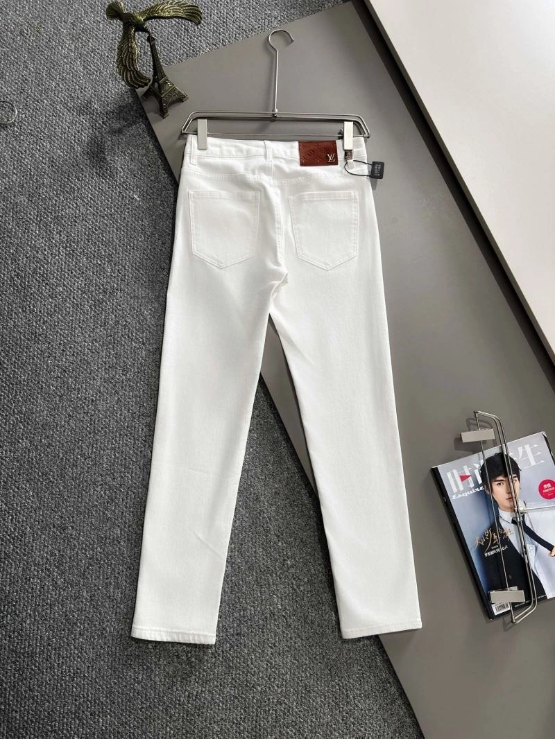 Seasonal Louis Vuitton Jeans 138720