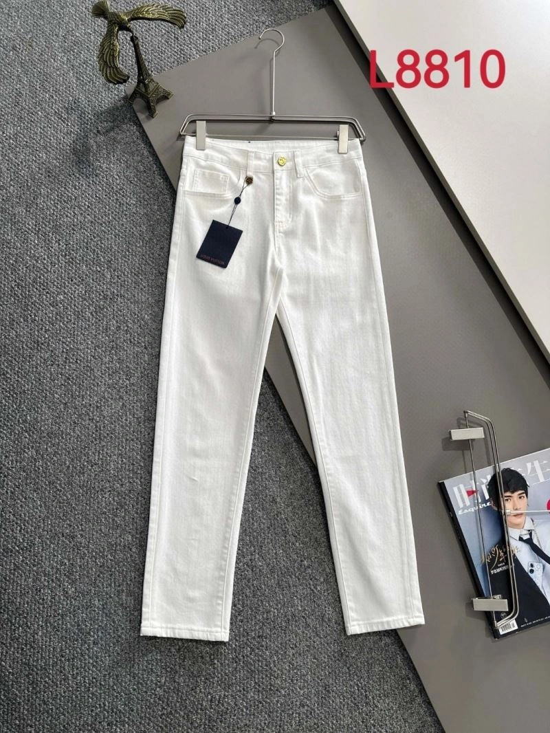 Neat Louis Vuitton Jeans 138713