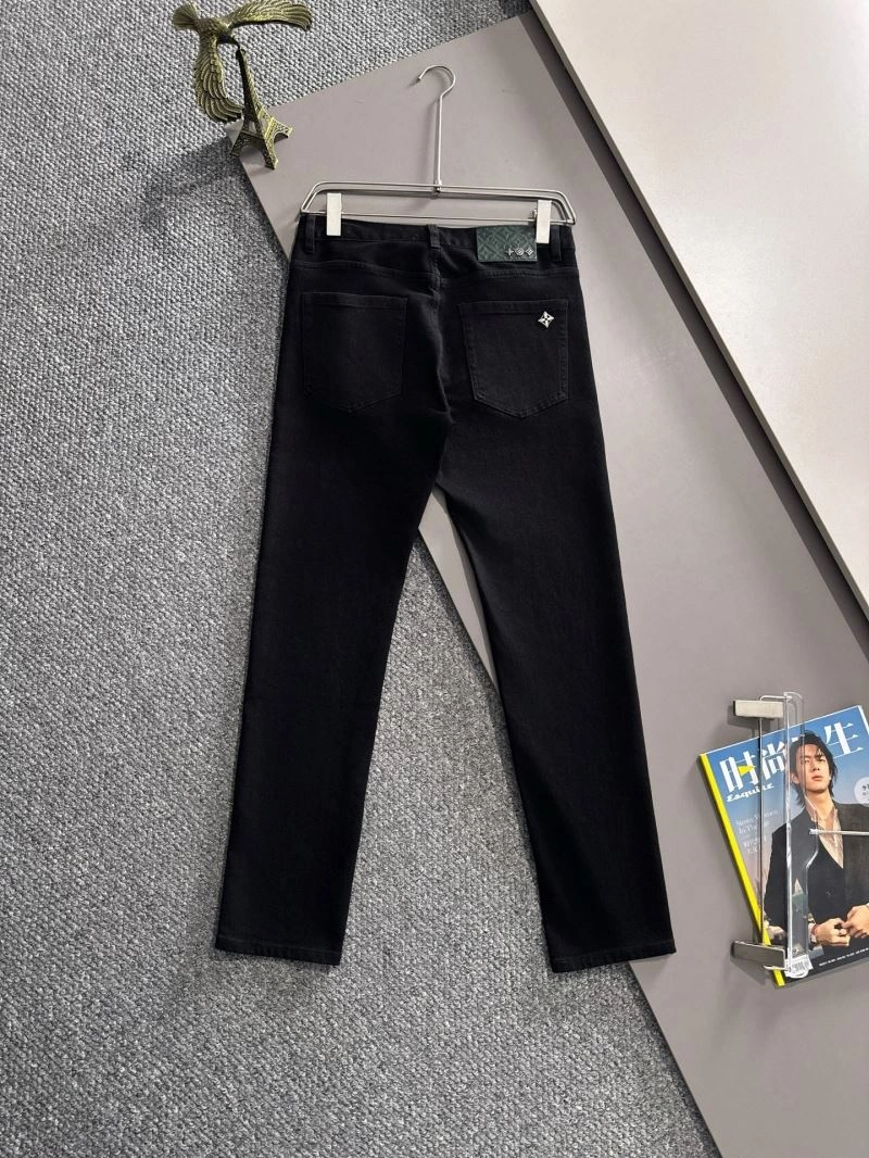 Functional Louis Vuitton Jeans 138714