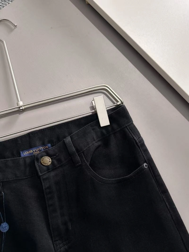 Functional Louis Vuitton Jeans 138714