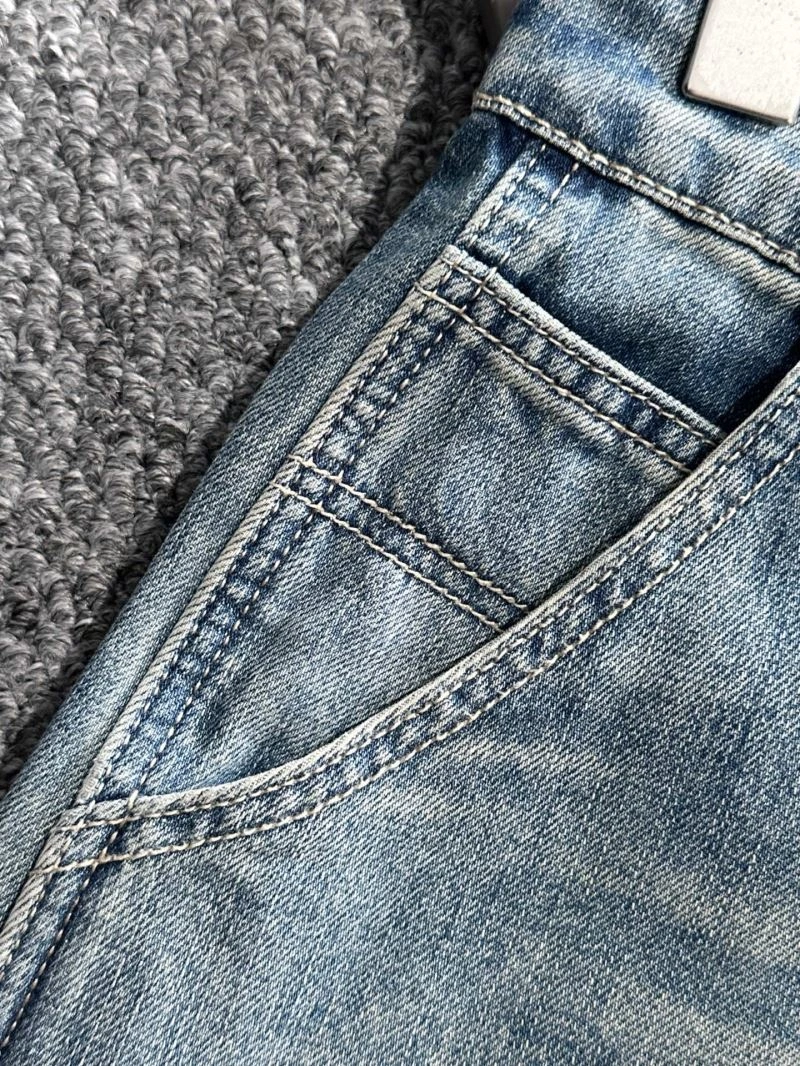 Sustainable Louis Vuitton Jeans 138711