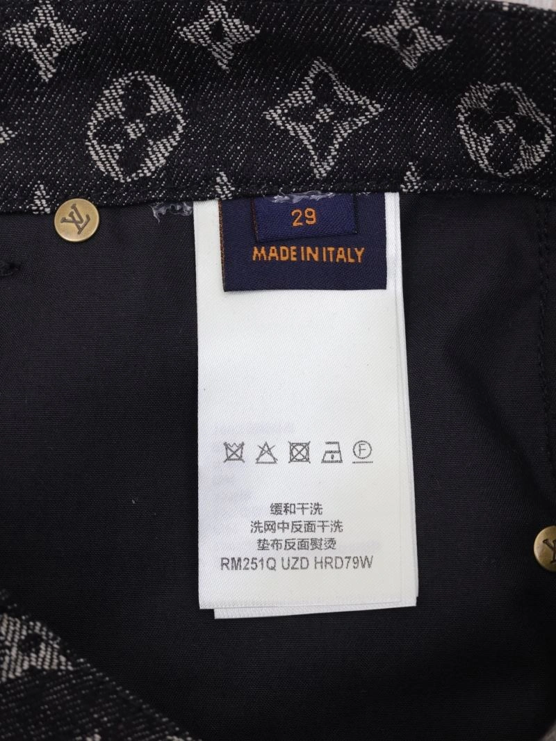 Resilient Louis Vuitton Jeans 138707