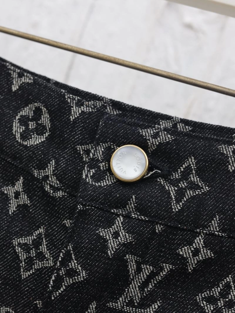 Resilient Louis Vuitton Jeans 138707