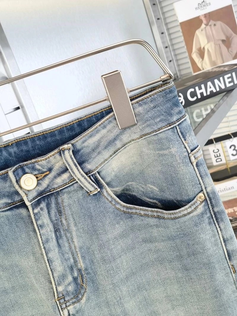 Breathable Louis Vuitton Jeans 137918