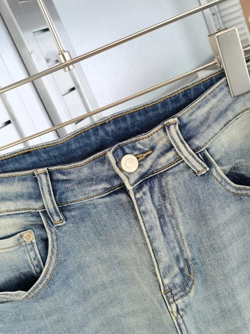 Breathable Louis Vuitton Jeans 137918