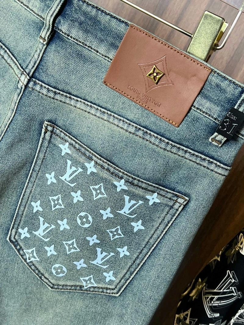 Louis Vuitton Jeans Sustainable 137910