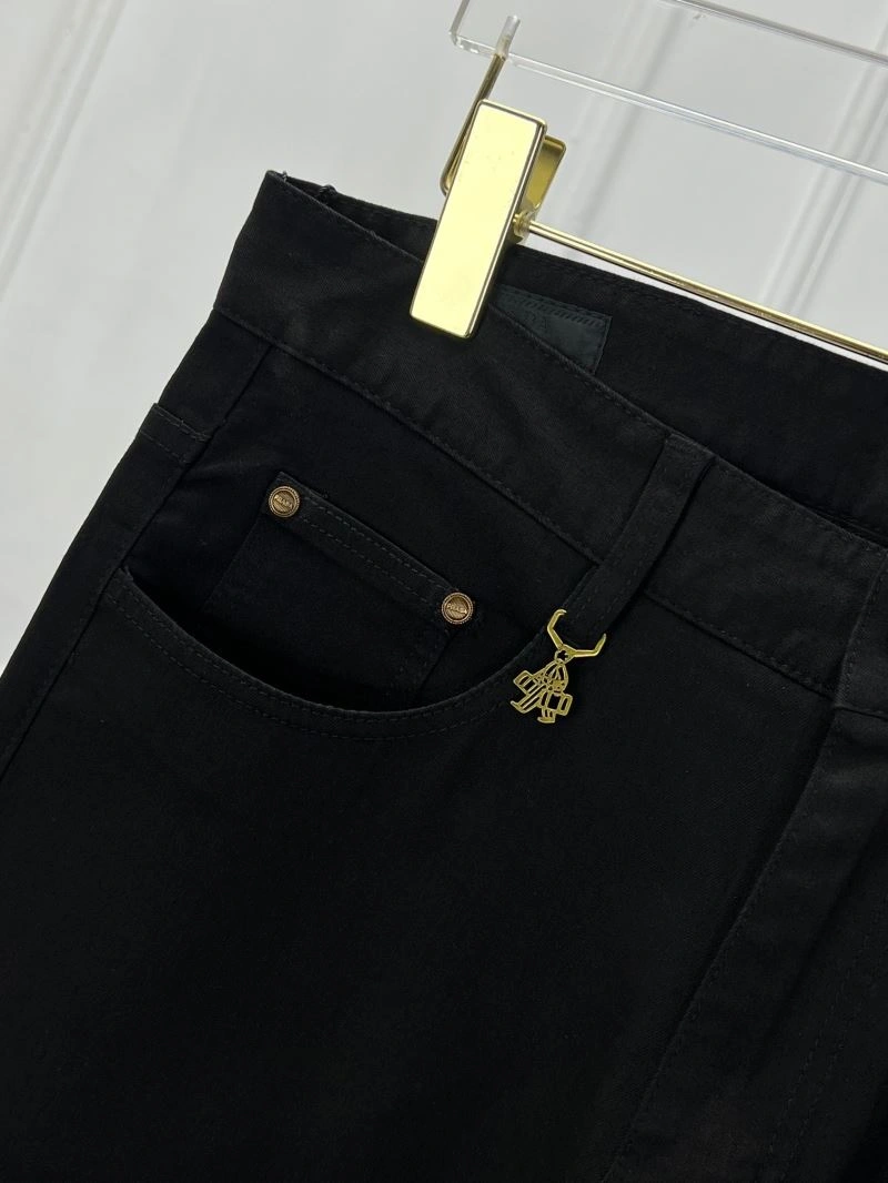 ModernLook Louis Vuitton Jeans 137900