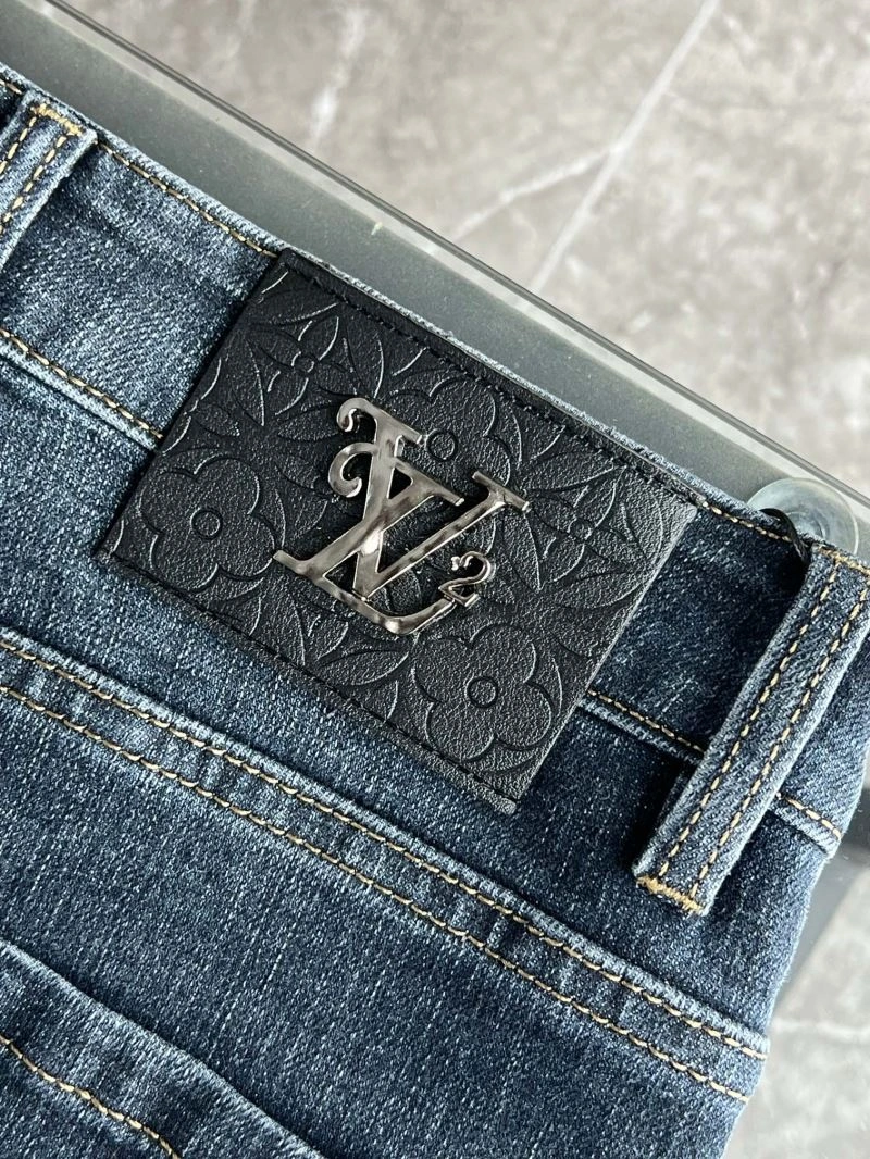Compact Louis Vuitton Jeans 137904