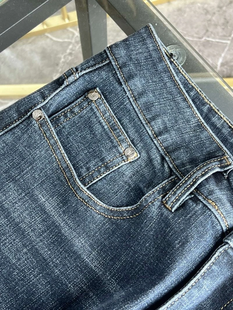 Compact Louis Vuitton Jeans 137904