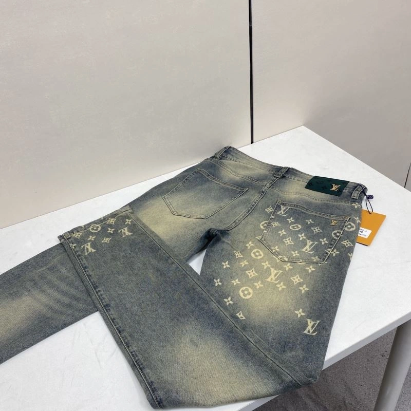 Stylish Louis Vuitton Jeans 137891