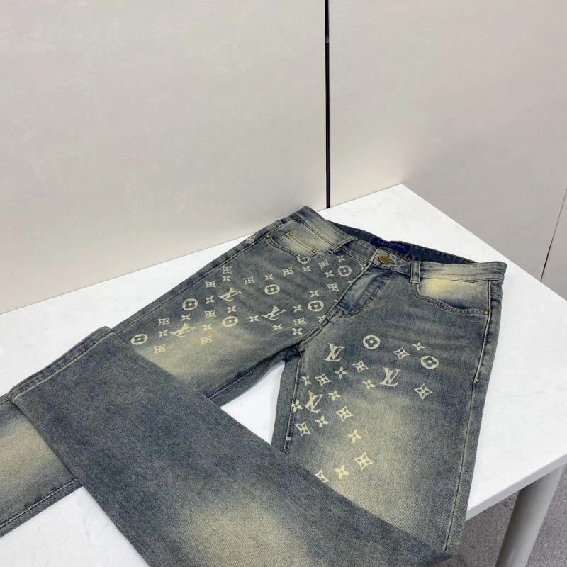 Stylish Louis Vuitton Jeans 137891