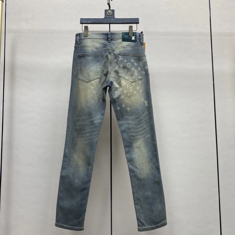 Stylish Louis Vuitton Jeans 137891