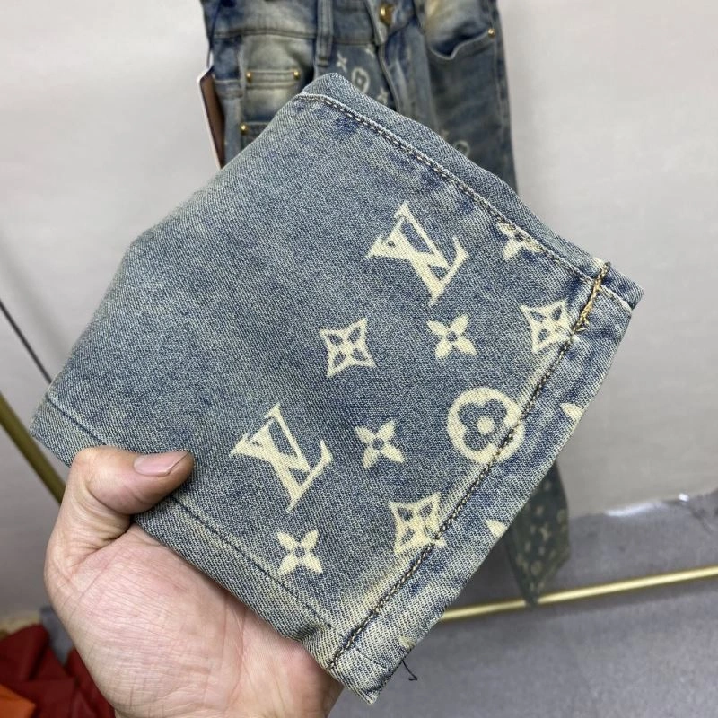Stylish Louis Vuitton Jeans 137891