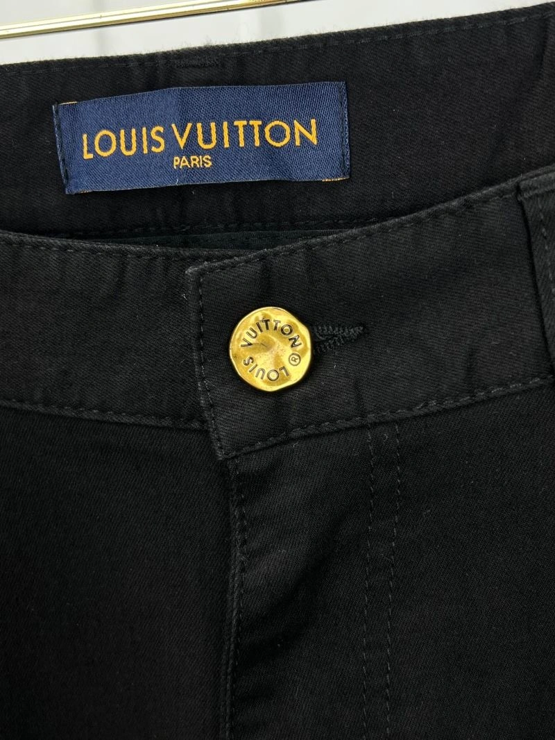 Contemporary Louis Vuitton Jeans 137880