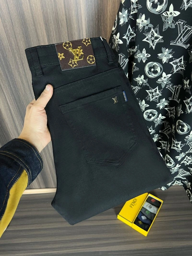 Sleek Louis Vuitton Jeans 137874