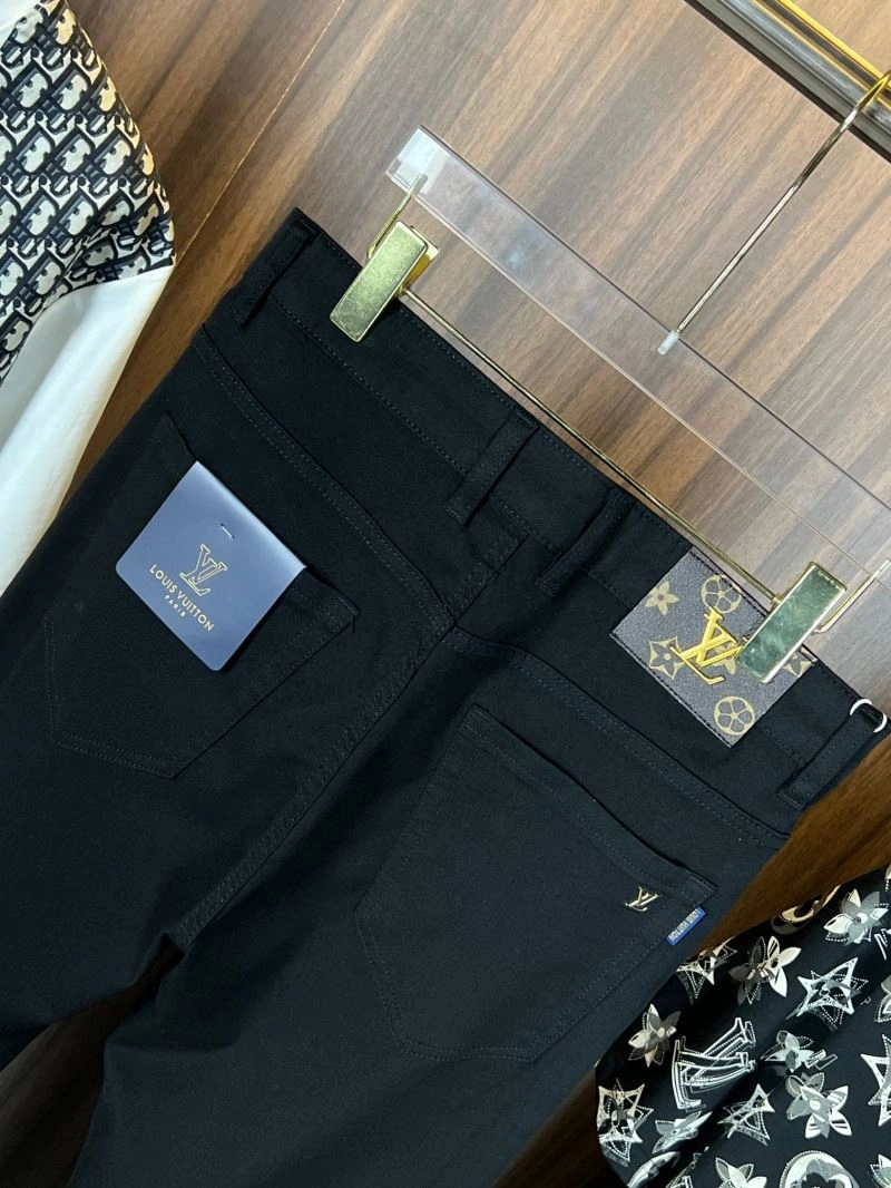 Sleek Louis Vuitton Jeans 137874