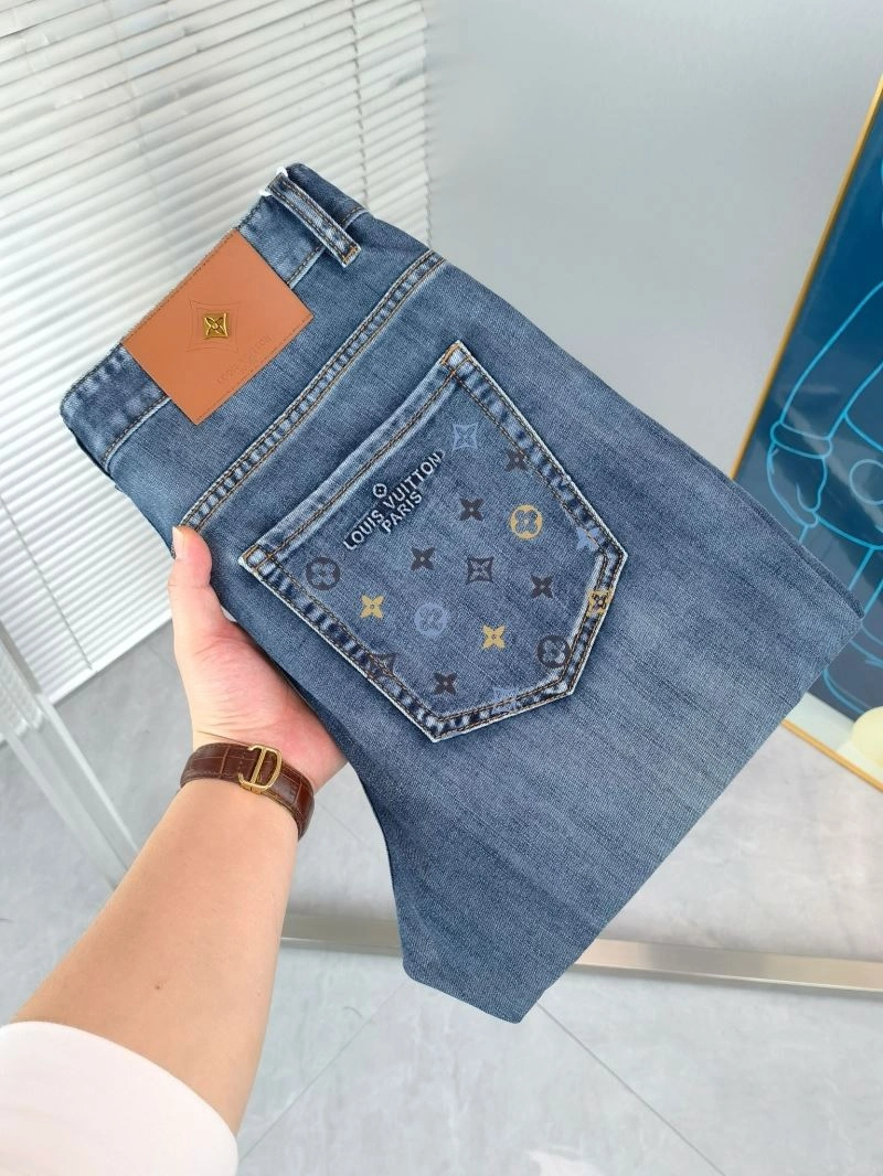 Effortless Louis Vuitton Jeans 137868