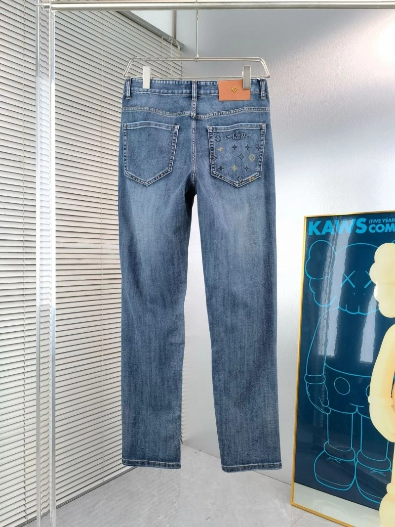 Effortless Louis Vuitton Jeans 137868