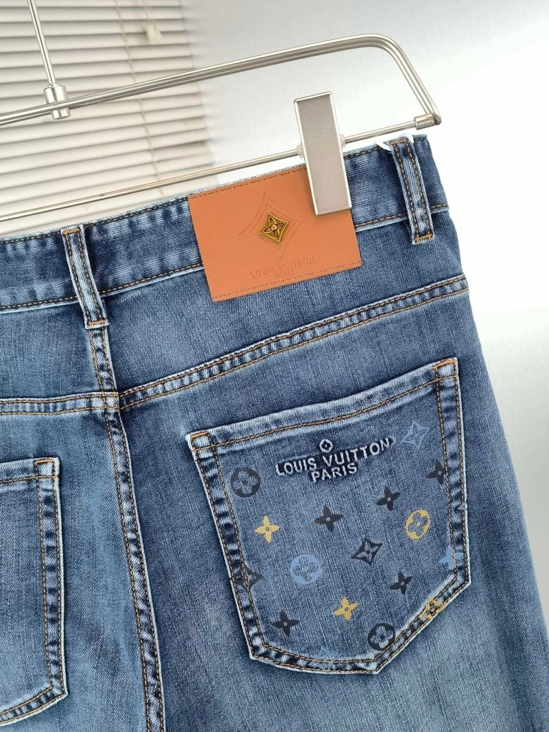 Effortless Louis Vuitton Jeans 137868