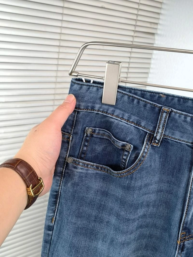 Effortless Louis Vuitton Jeans 137868