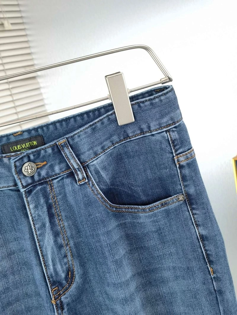 Effortless Louis Vuitton Jeans 137868