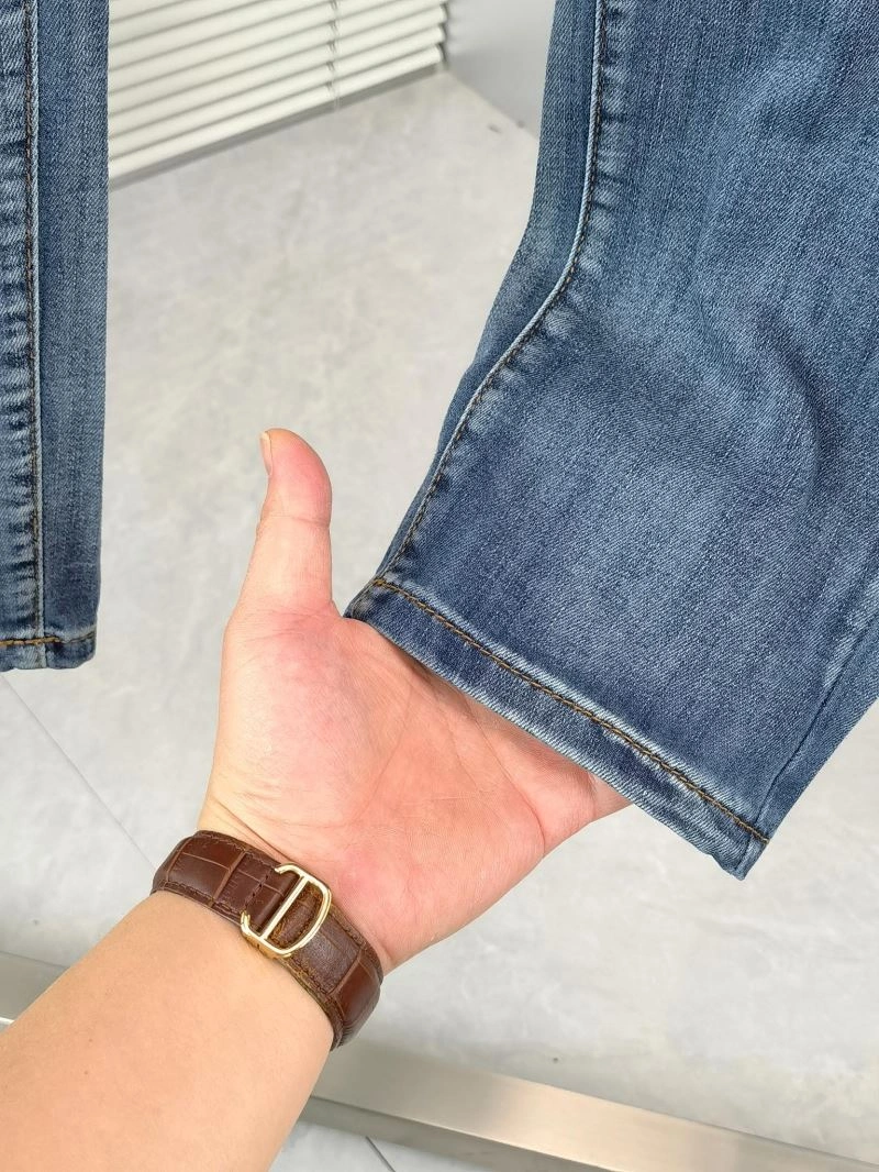 Effortless Louis Vuitton Jeans 137868