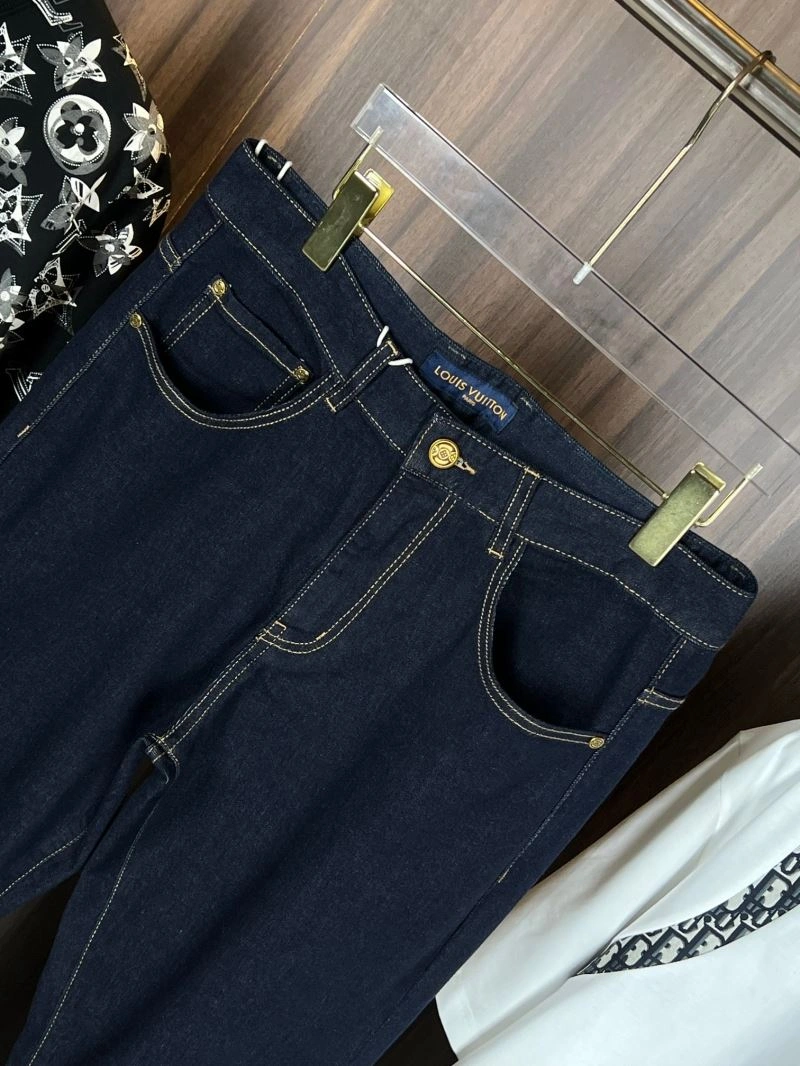 Sustainable Louis Vuitton Jeans 137866