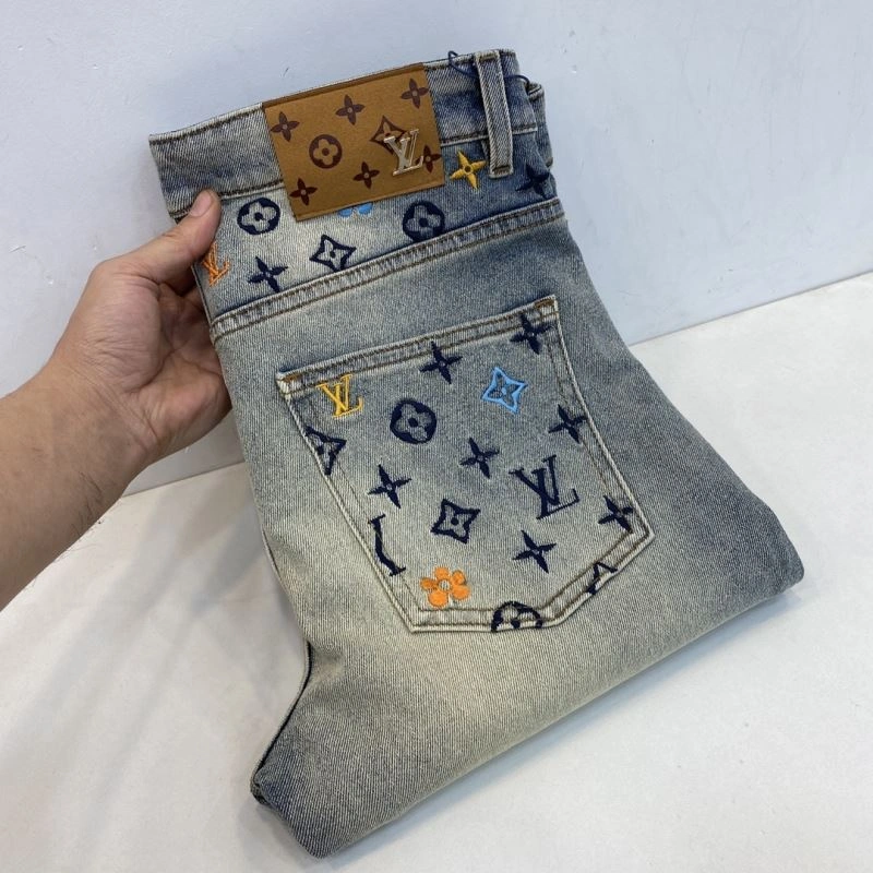 Elegant Louis Vuitton Jeans 136999
