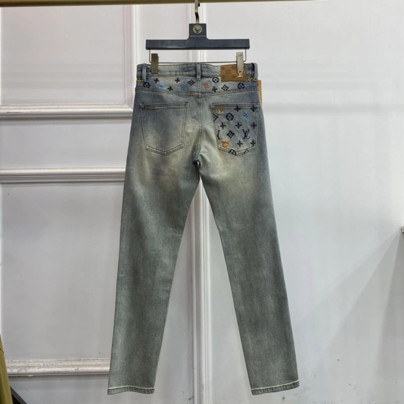 Elegant Louis Vuitton Jeans 136999