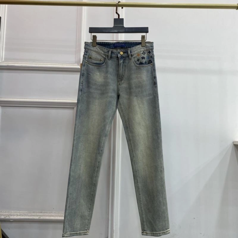 Elegant Louis Vuitton Jeans 136999