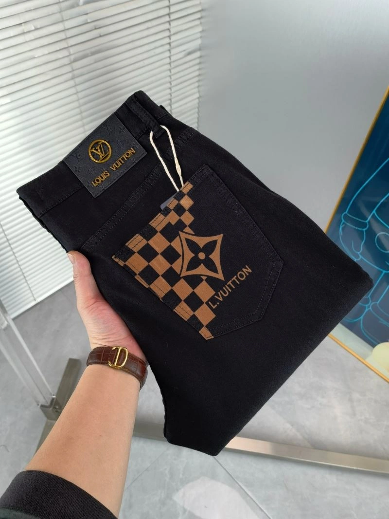 Resilient Louis Vuitton Jeans 136997