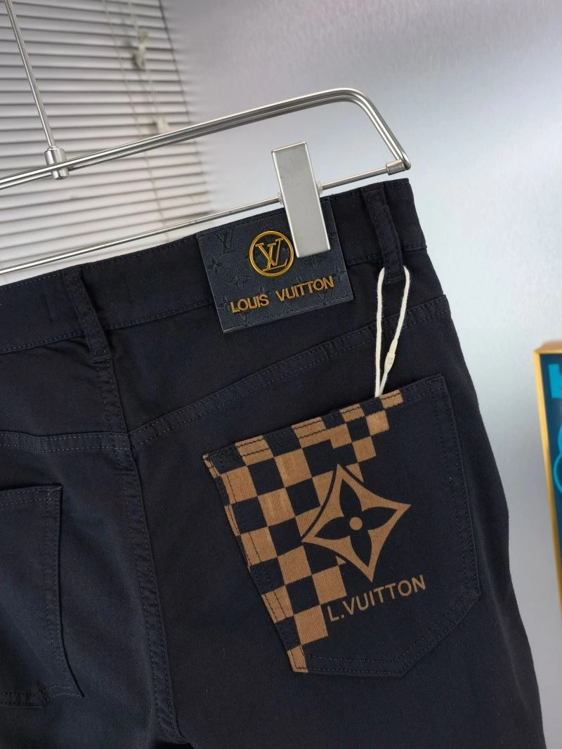 Resilient Louis Vuitton Jeans 136997
