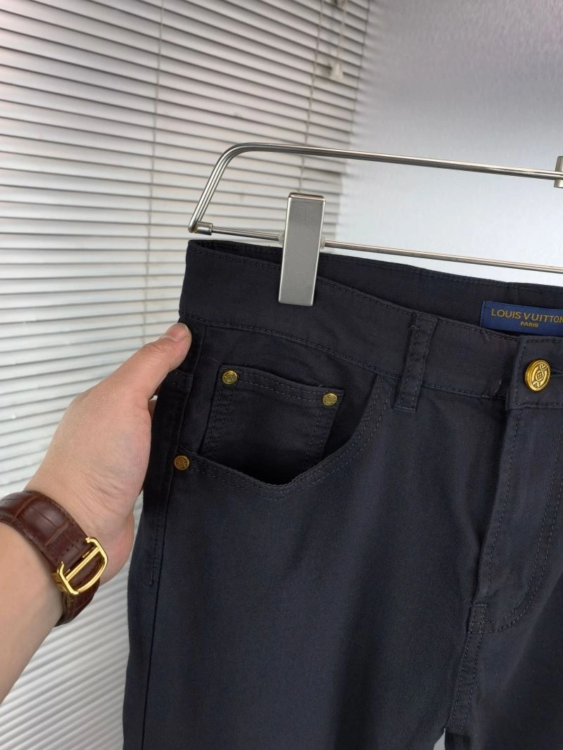 Resilient Louis Vuitton Jeans 136997