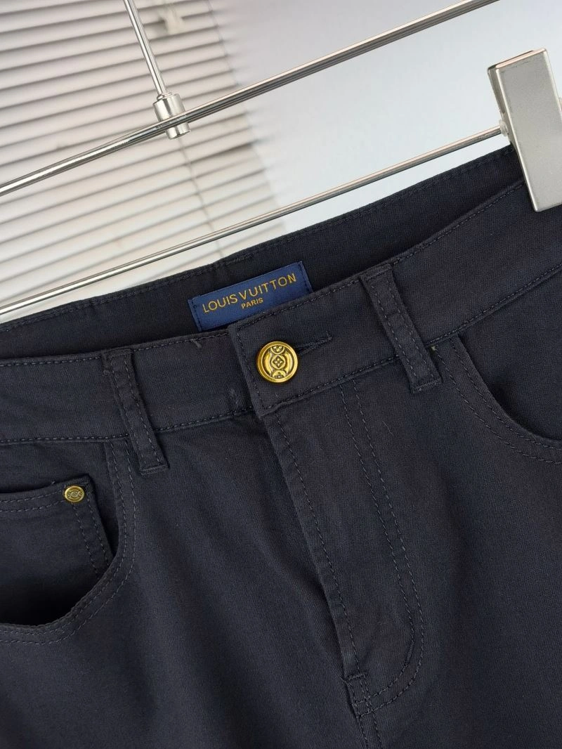 Resilient Louis Vuitton Jeans 136997