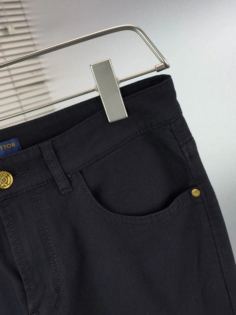 Resilient Louis Vuitton Jeans 136997