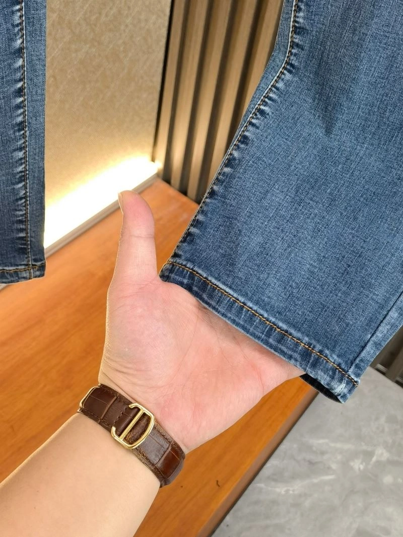 HighQuality Louis Vuitton Jeans 136993