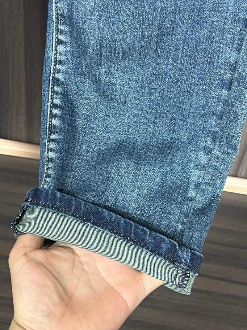 Louis Vuitton Jeans Upgraded 137000
