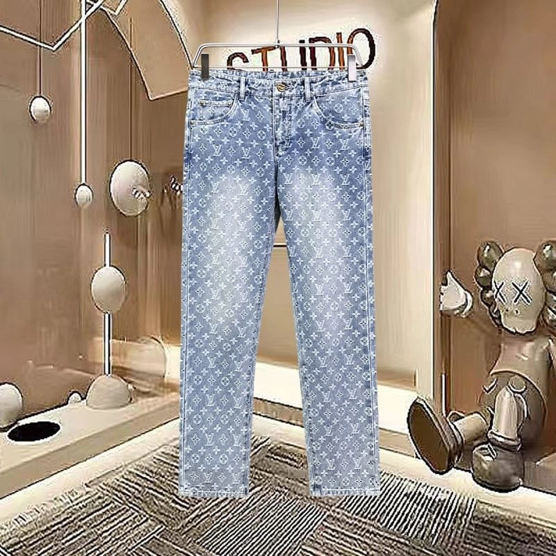 ModernLook Louis Vuitton Jeans 130334