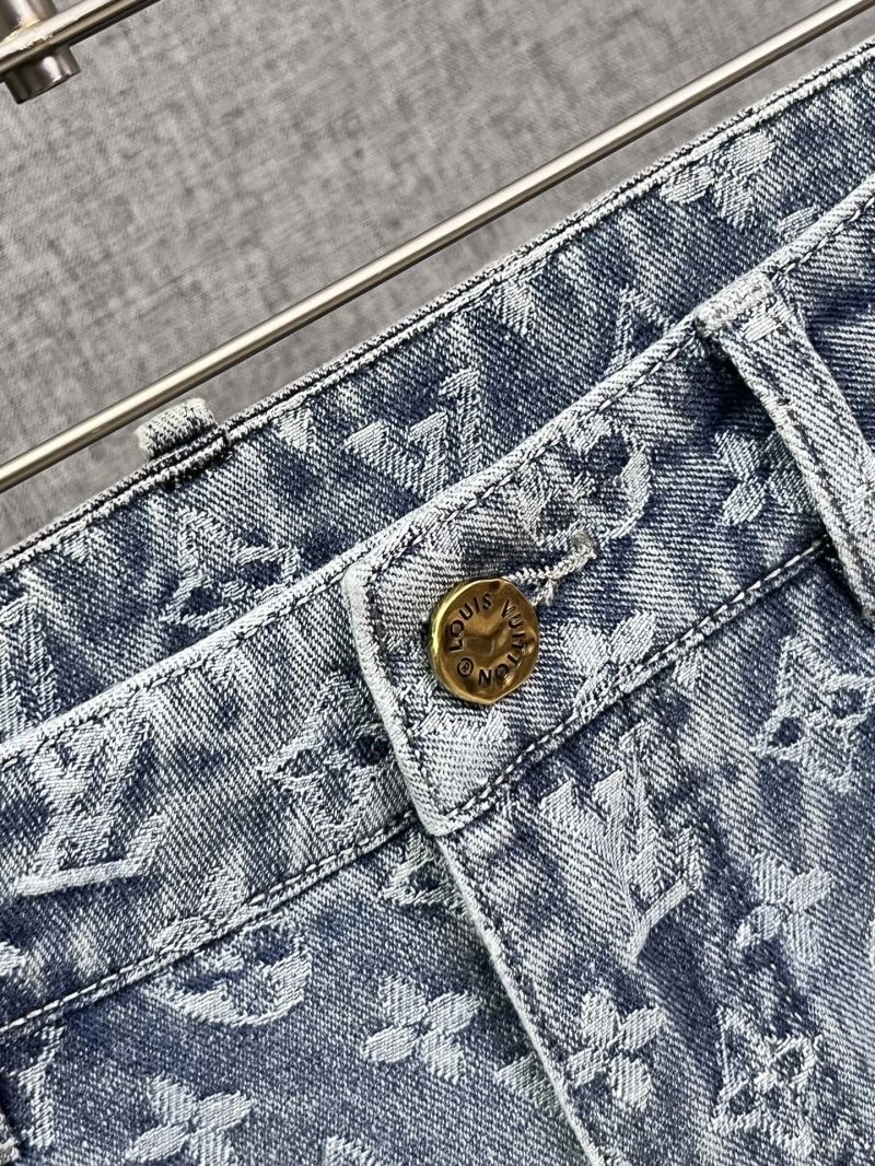ModernLook Louis Vuitton Jeans 130334