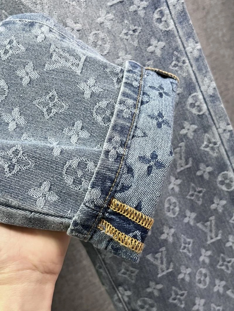 ModernLook Louis Vuitton Jeans 130334
