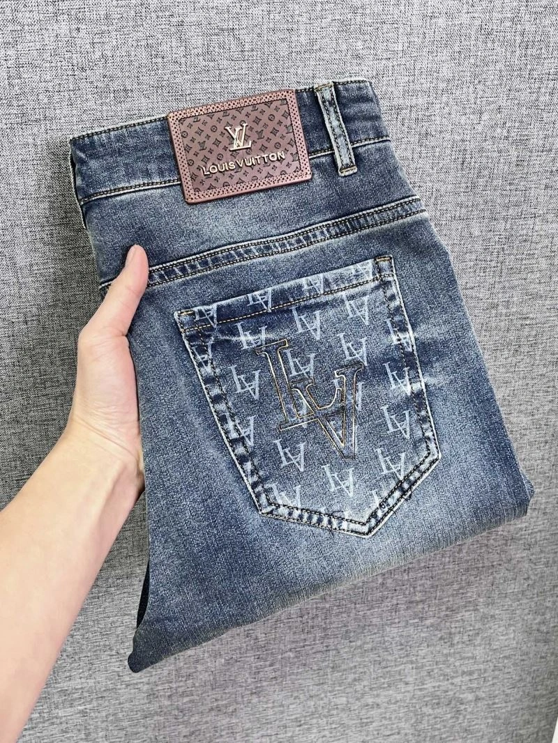 Sleek Louis Vuitton Jeans 136980