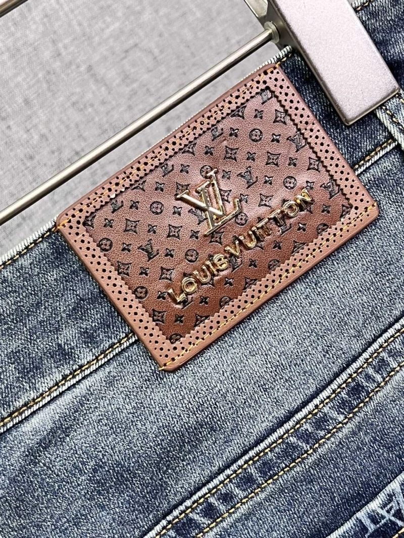 Sleek Louis Vuitton Jeans 136980