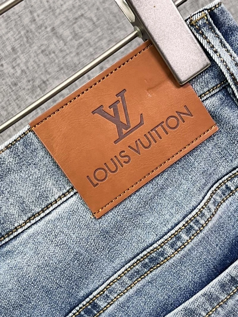 Louis Vuitton Jeans Supportive 136989