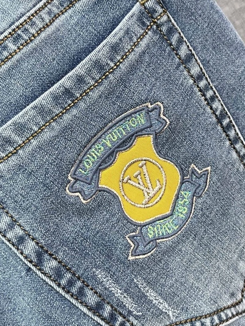 Louis Vuitton Jeans Supportive 136989