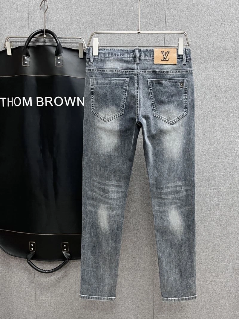 ComfortFit Louis Vuitton Jeans 136979